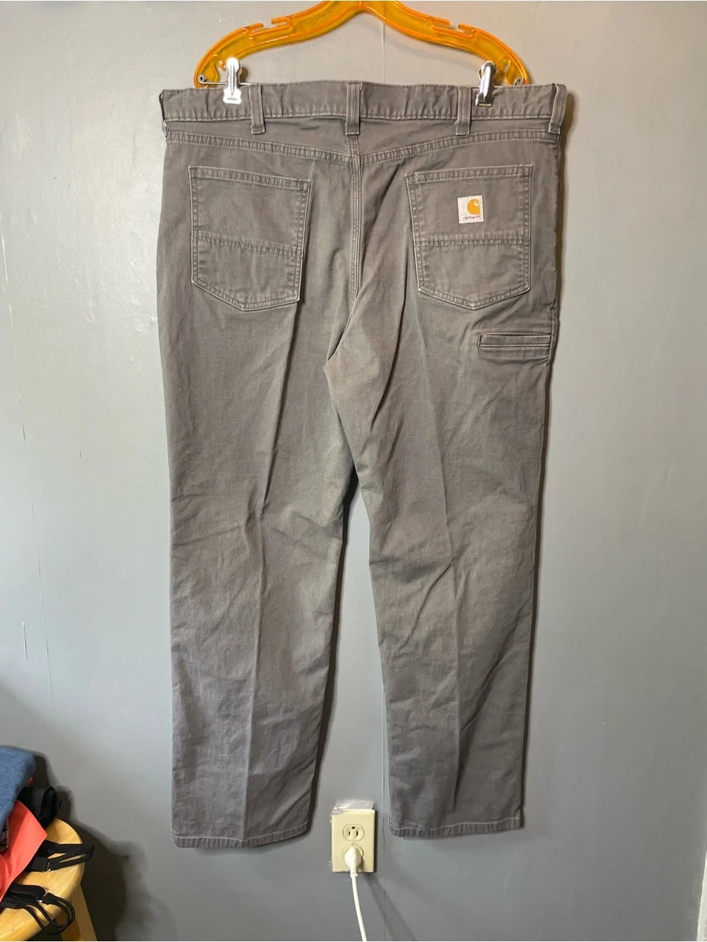 Carhartt front damage leg